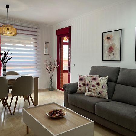 Malaga Estacion Ave Playa Apartment Bagian luar foto